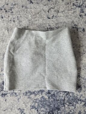 Wilfred Light Gray Ribbed Mini Skirt